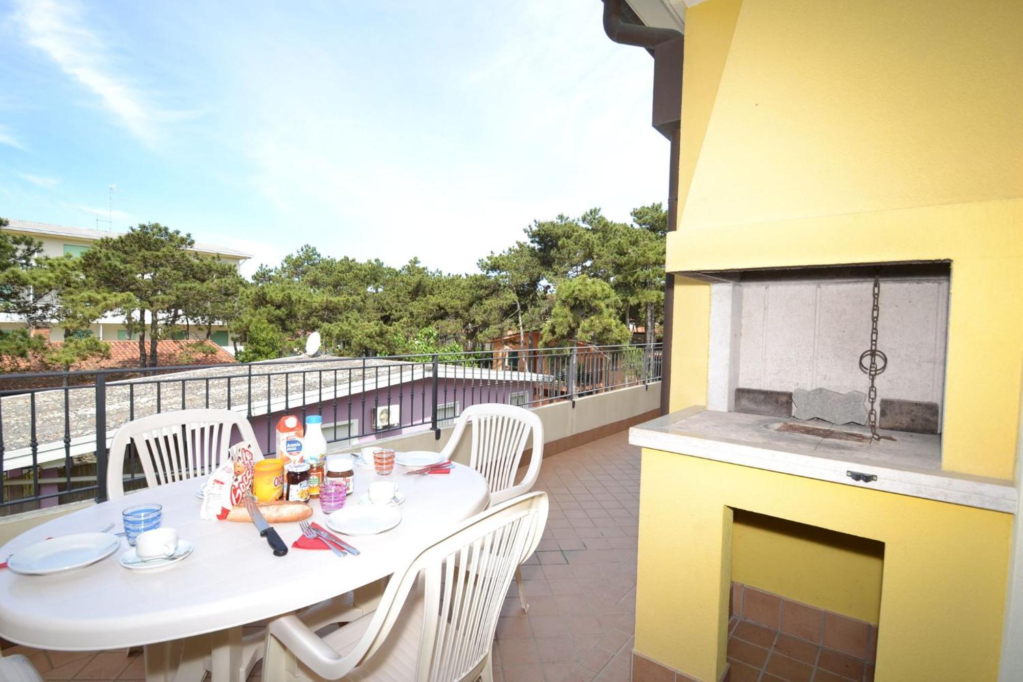 Seaside Comfort Flat With Modern Amenities Apartment Bibione Exterior photo